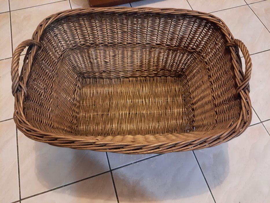 Kosz wiklinowy duży z prl