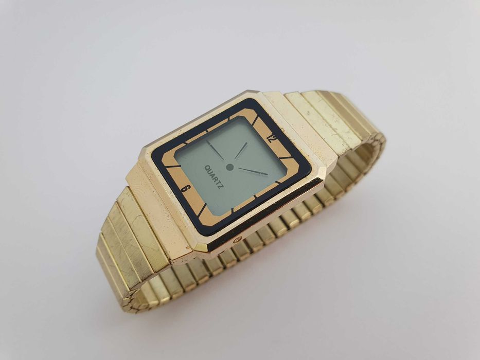 Zegarek LCD Quartz Vintage