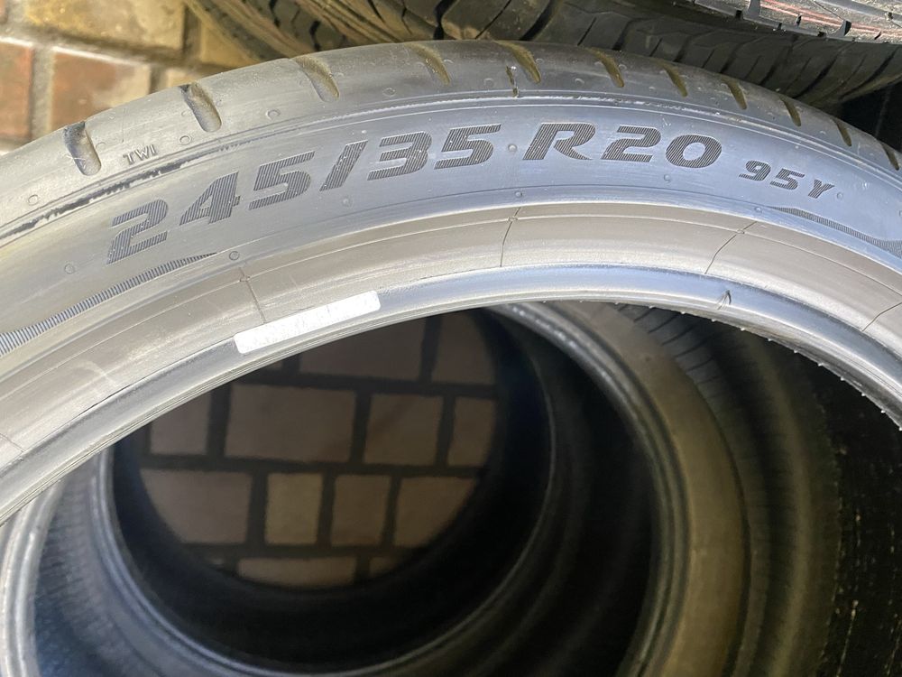 PIRELLI 245/35R20 2020р.