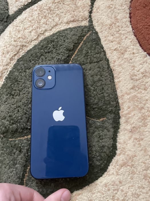 Продам айфон 12 міні все пряцює окрім фейс айді акб100% 128 гігабайт п