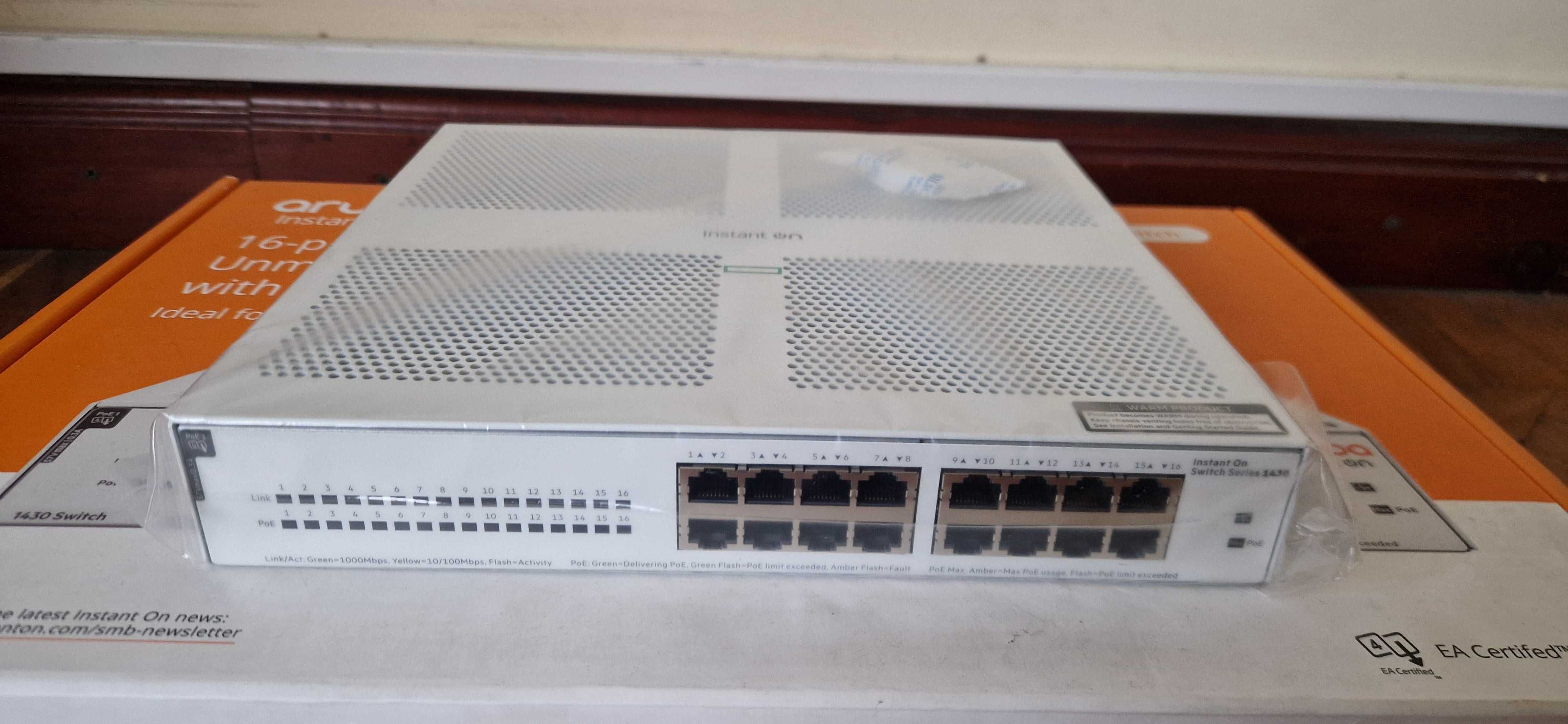комутатор HP Instant On 1430 16G PoE+ 124W (R8R48A)