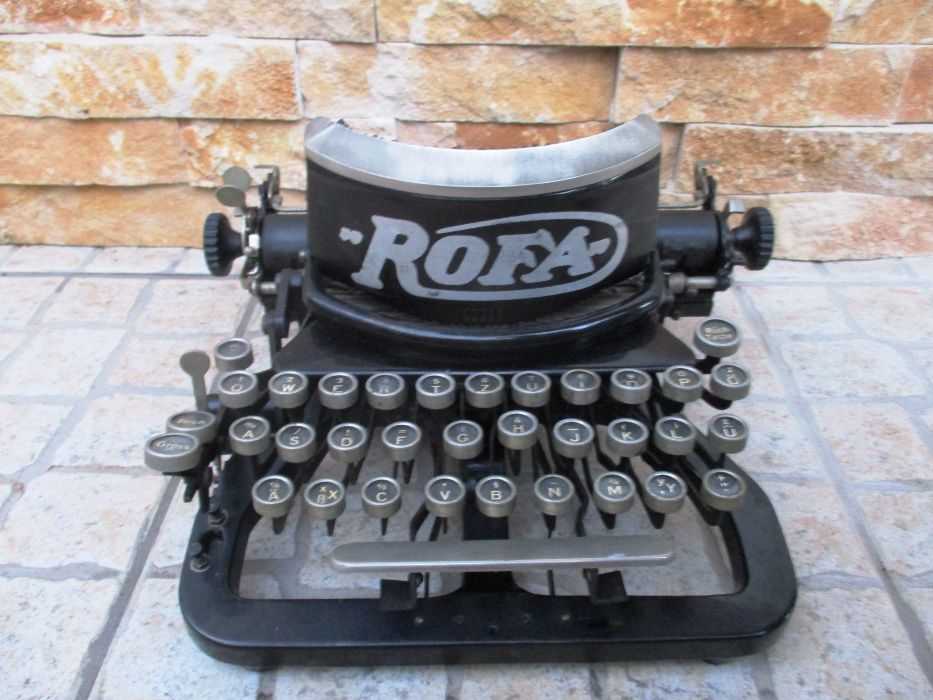 1928 ROFA - Maquina de escrever antiga