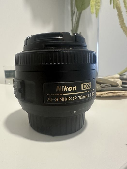 Lente Nikon AF-S DX Nikkor 35mm f/1.8G