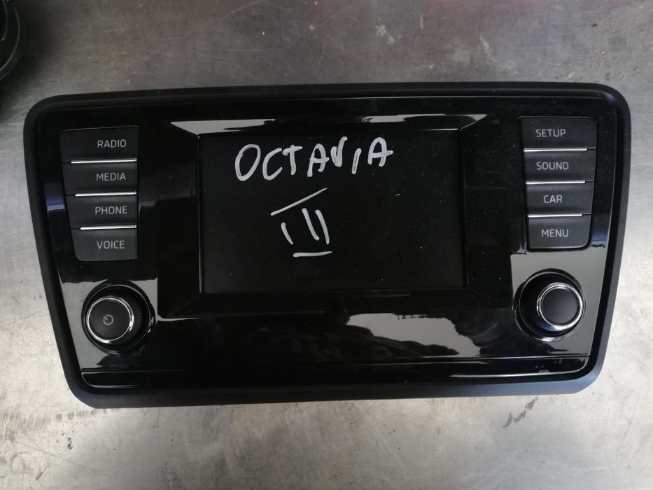 Radio Wyświetlacz ekran Skoda Octavia 3 lll