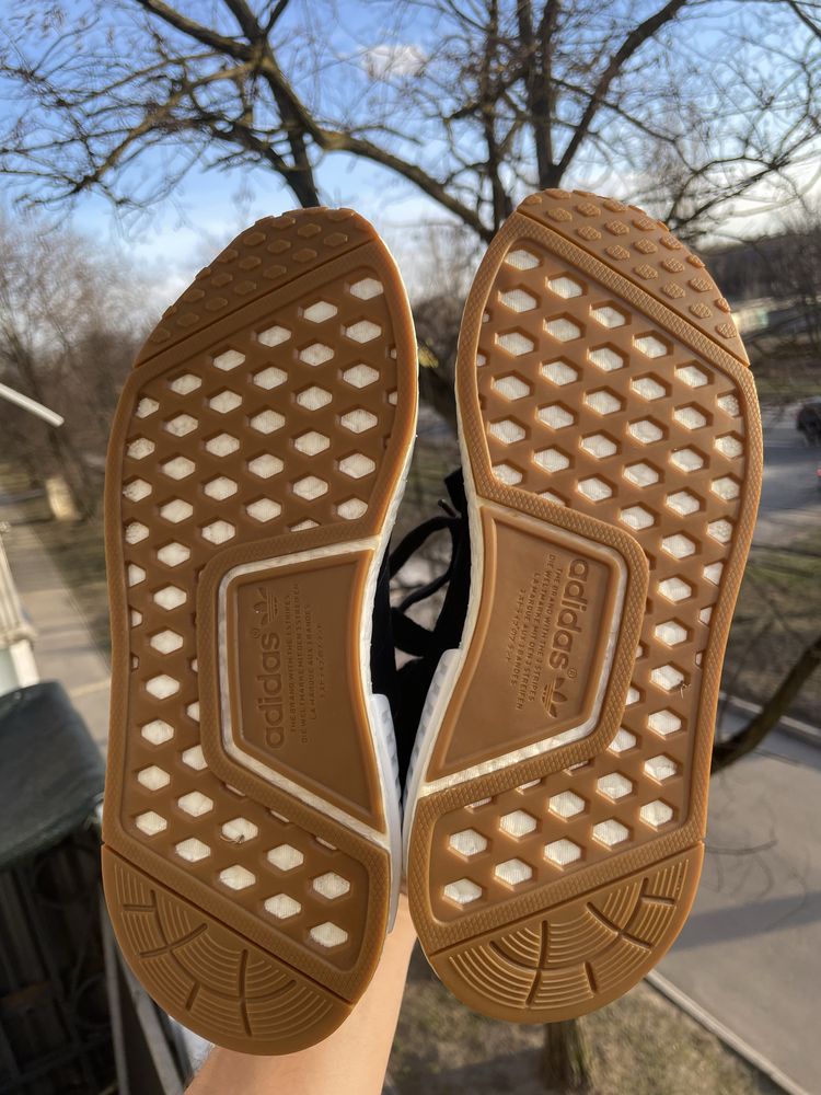 Кроссовки Adidas NMD R1 Оригинал
