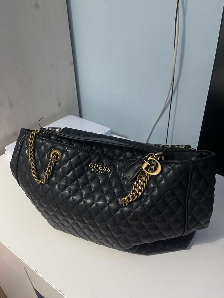 Mala guess tote black