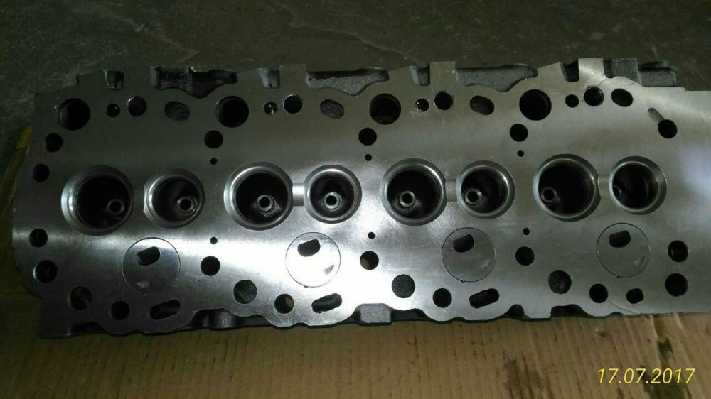 Головка блока 3L 5L Toyota HIACE HILUX Land Cruiser Prado 3.0d 2.8d