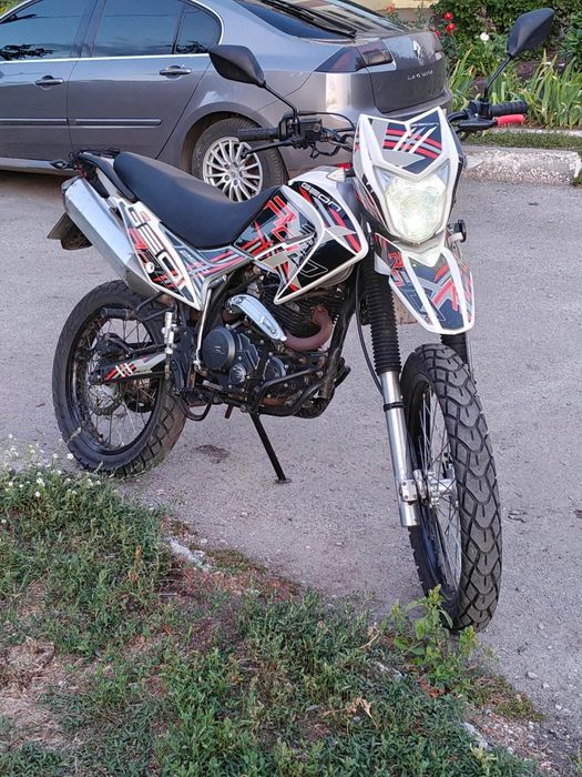 Мотоцикл geon x-road 250