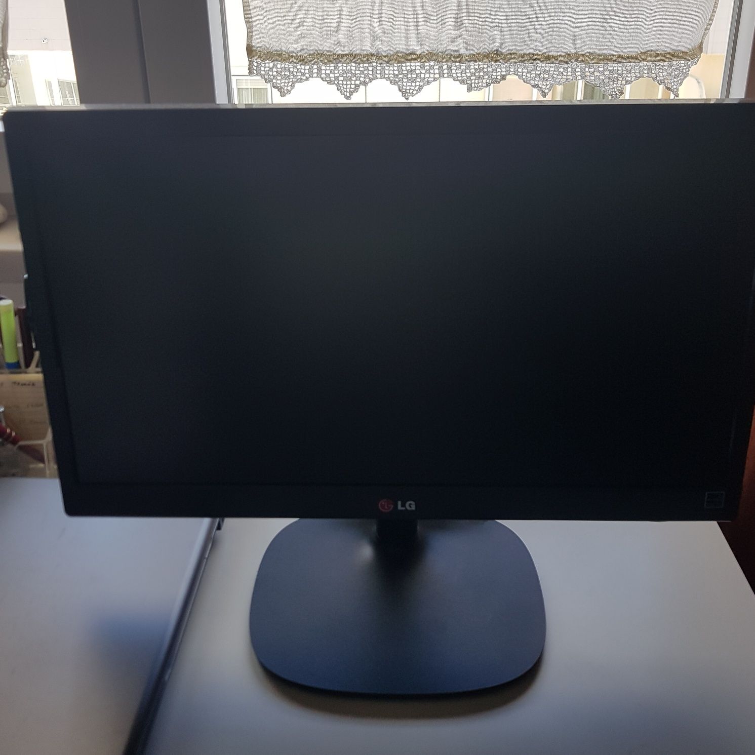 Vendo Monitor LG 19' em perfeito estado, como novo