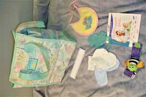 NOWE rękawiczki niemowlęce+Grzechotka na rączkę+torba  zestaw
