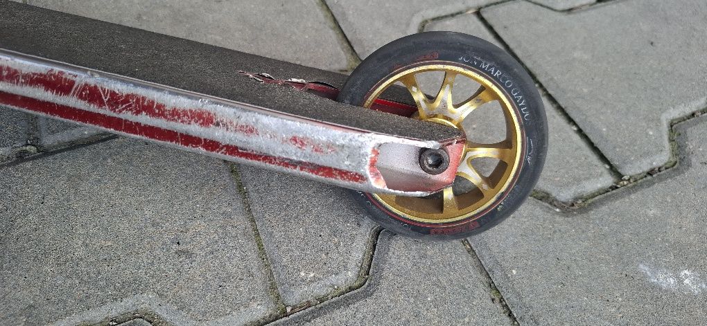 Hulajnoga wyczynowa custom