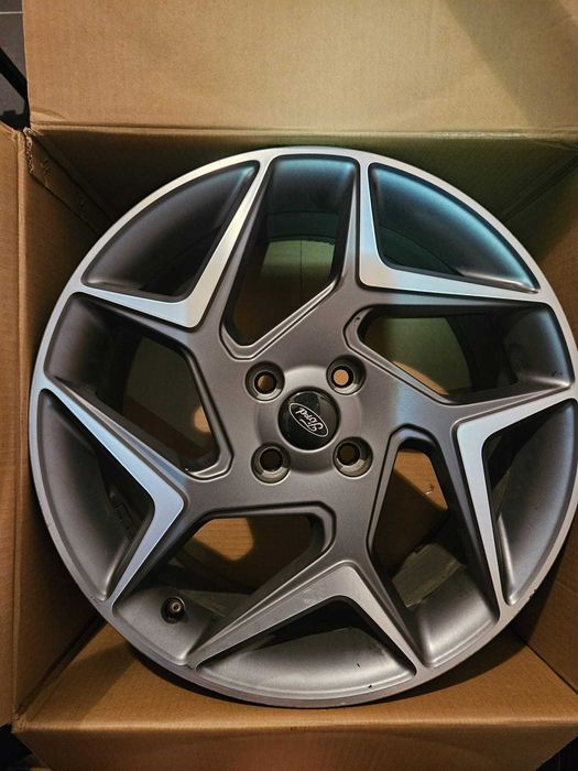 Felgi OEM Fiesta mk8 ST 18 cali 4x108