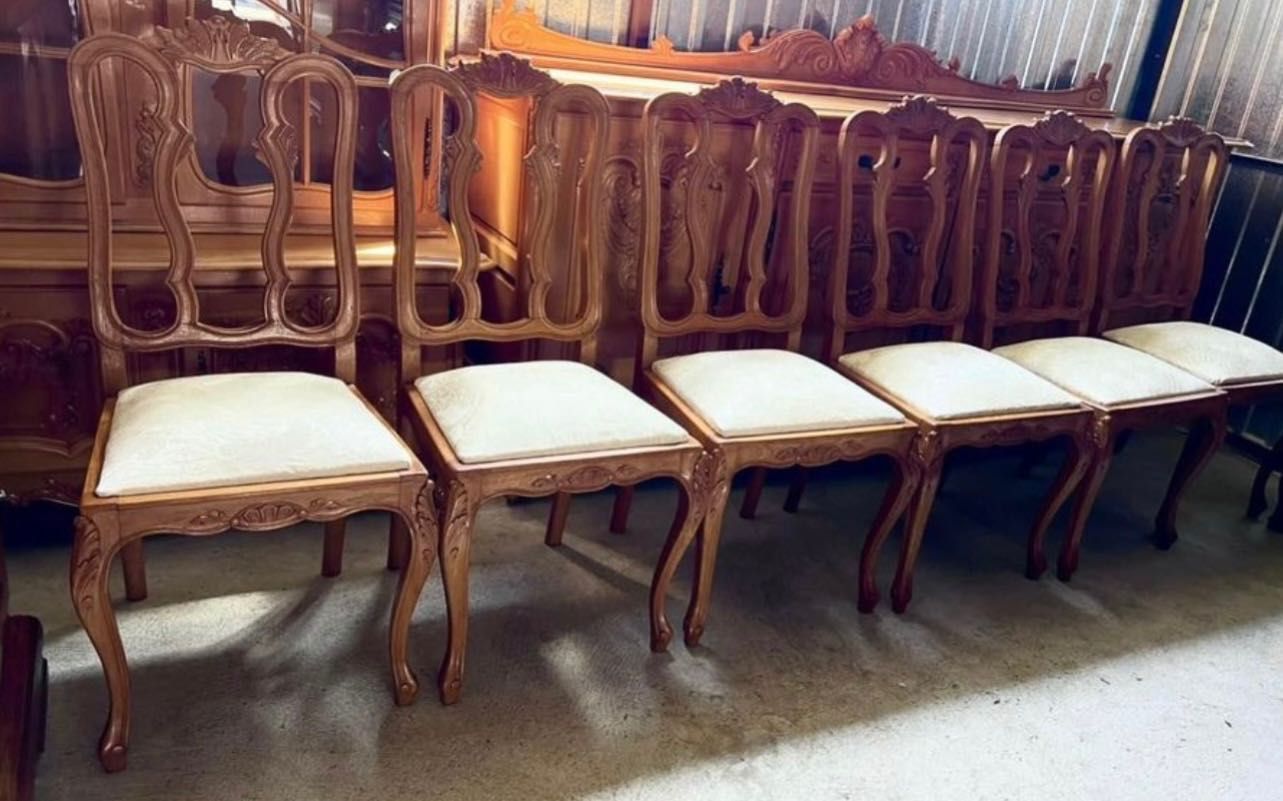 Dębowy rozkładany stół z 6 krzesłami w stylu Ludwika