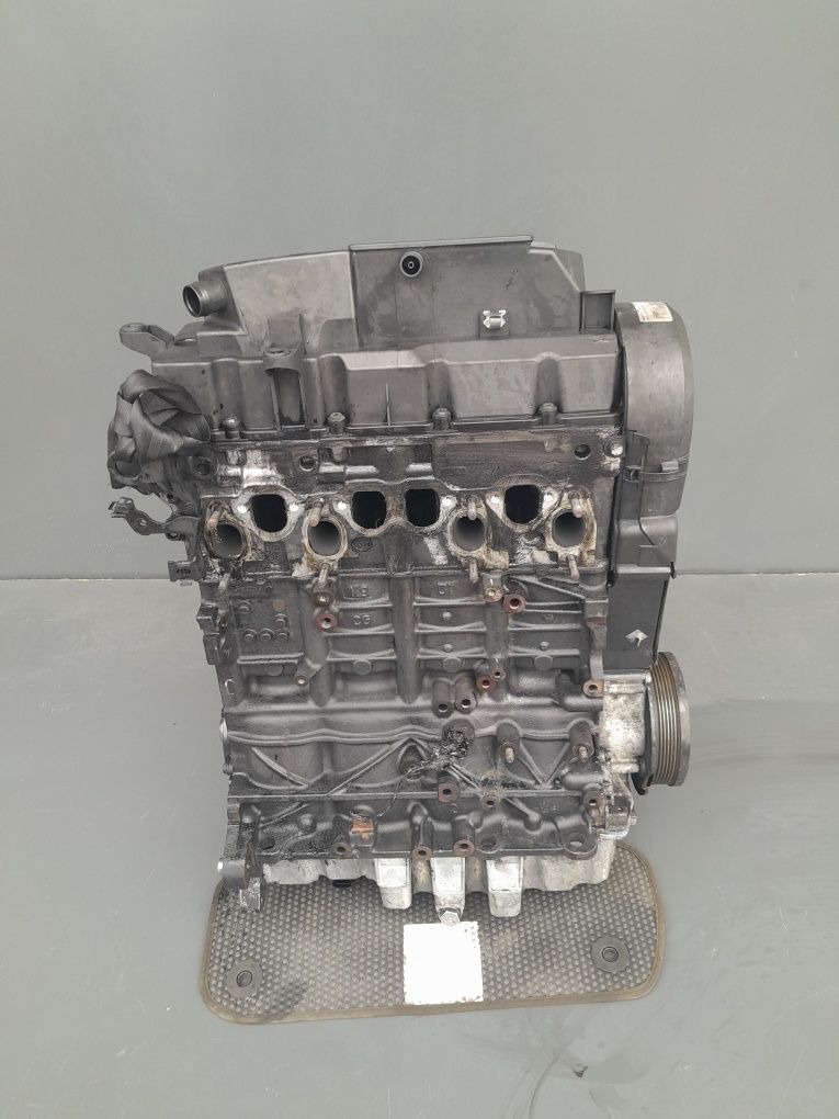Мотор Двигун Двигатель 1.9TDI 77kW BLS VW Touran Caddy 2003-2010p
