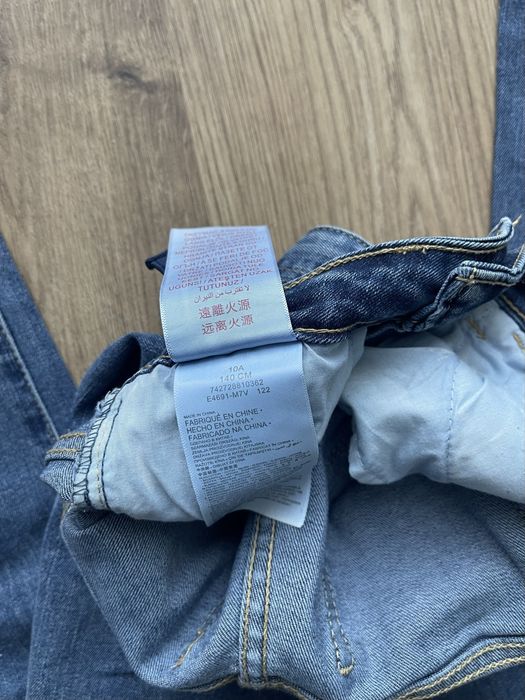 Spodnie jeansowe Levi’s skinny 140 10 lat jak nowe