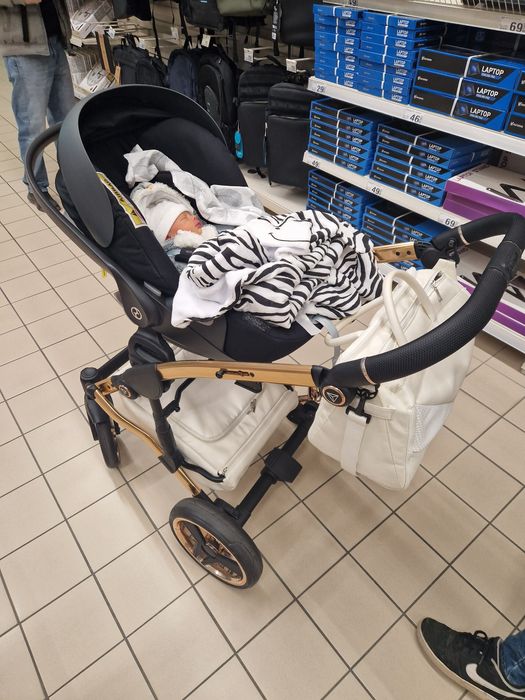 cybex cloud Z i-size  czarne