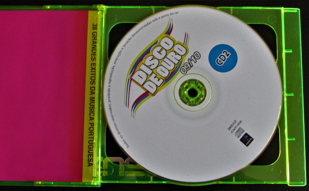 CD duplo - Disco de Ouro 09/10 - como novo, com 38 temas