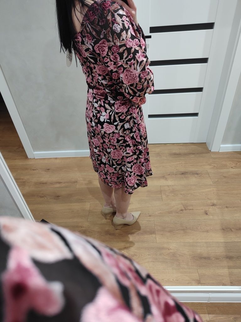 Sukienka Boohoo welurowa aksamitna nowa j ASOS Lou zata