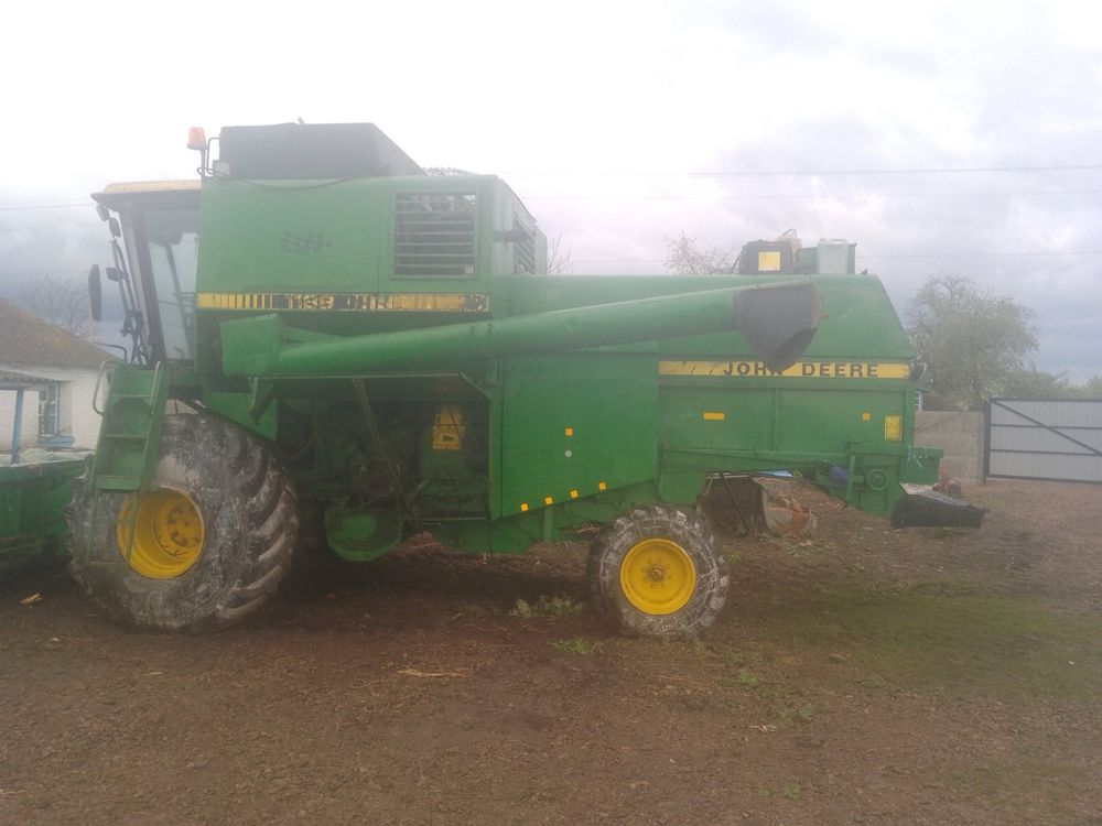 Комбайн джон дир  John Deere  1188