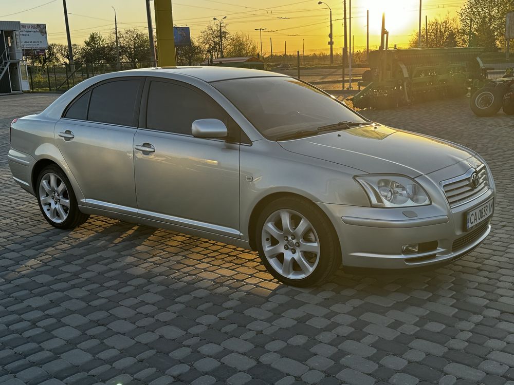 Продам Toyota Avensis