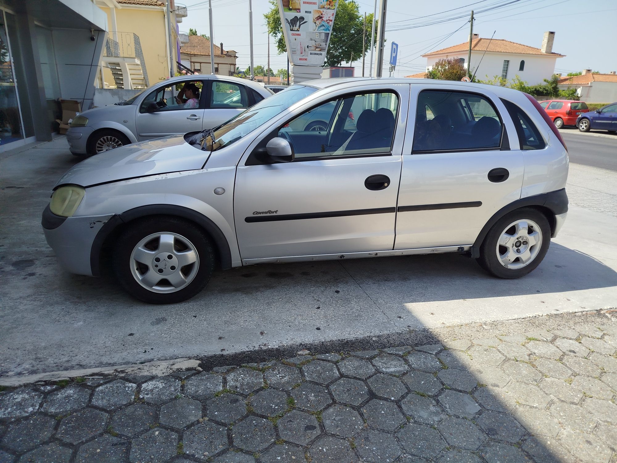Opel Corsa 1.7 DI - Gasóleo 2002