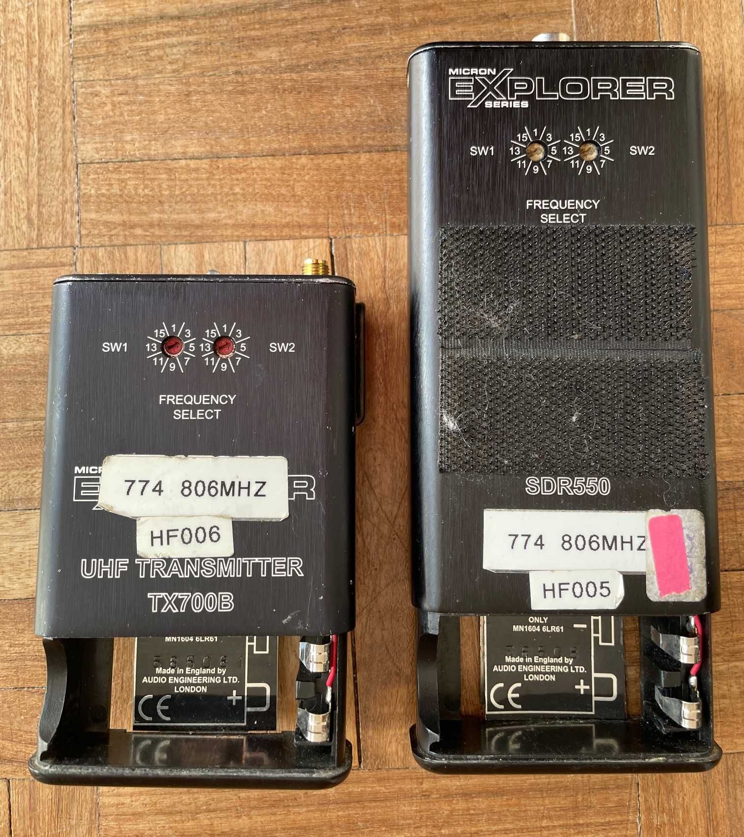 2 conjuntos “wireless diversity” (ver nota) micros e baterias