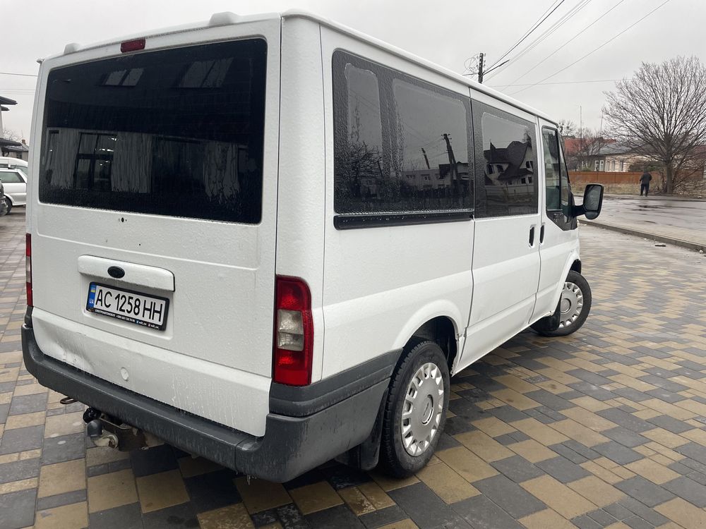 Ford Transit пасажирський 2.2 дизель