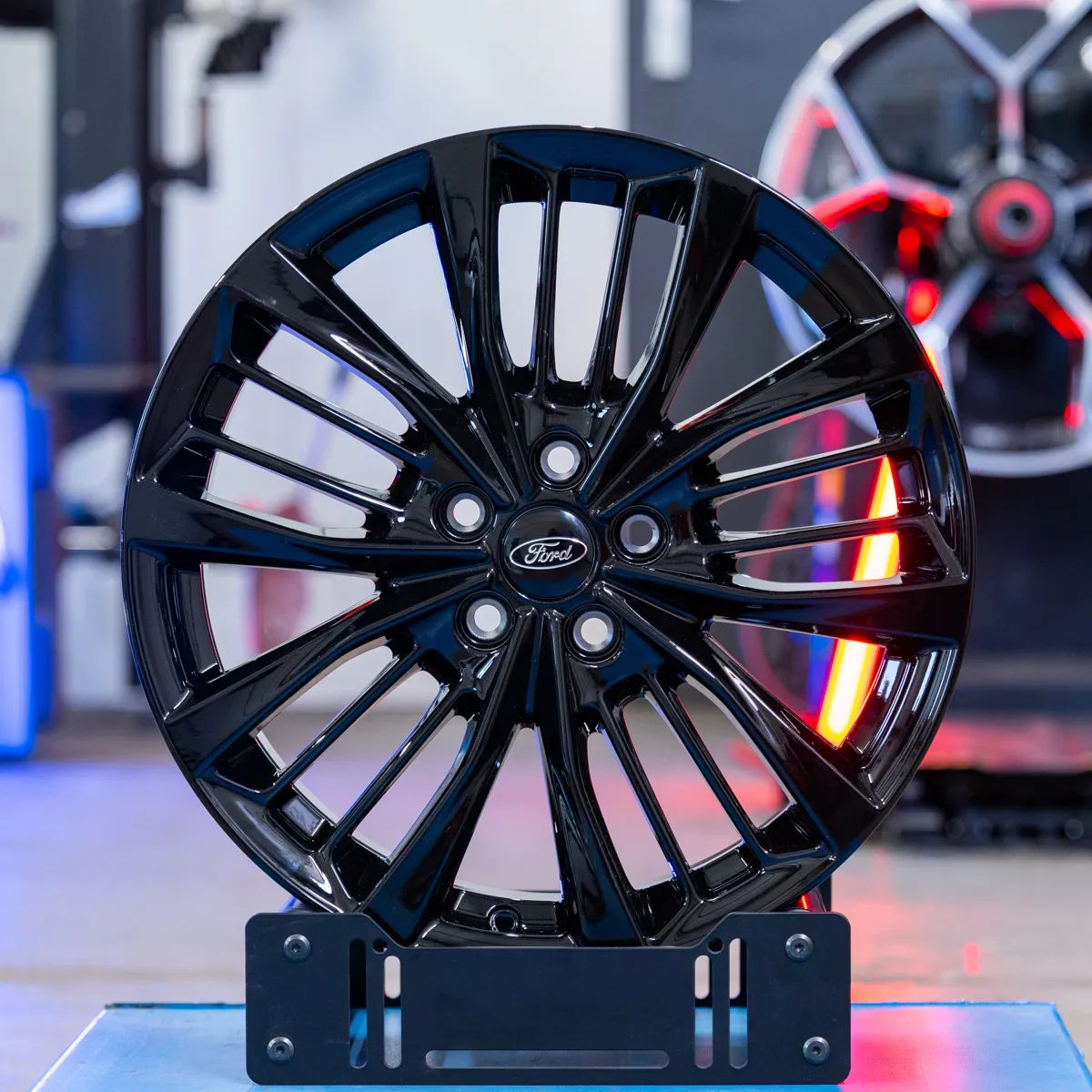 NOWE ORYGINALNE Felgi Ford 18" - Kuga Edge Escape Focus Galaxy Mondeo