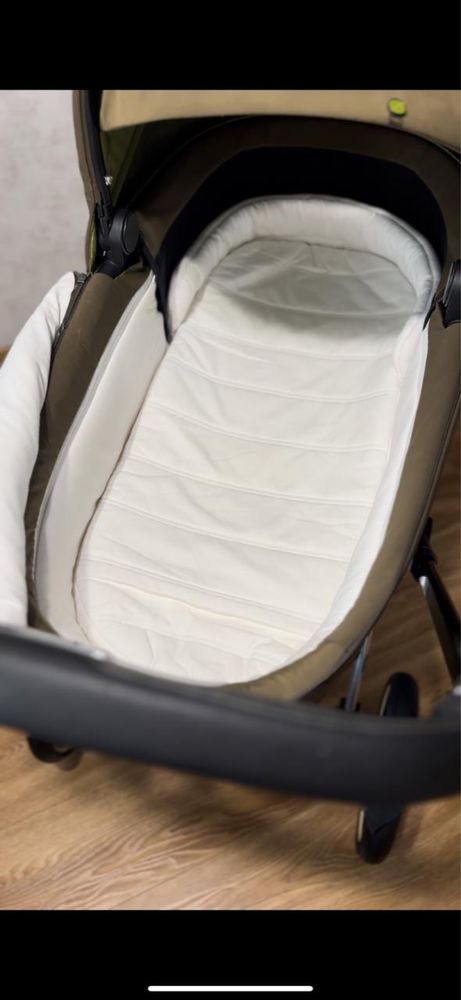Коляска Cybex Priam Lux Khaki Green