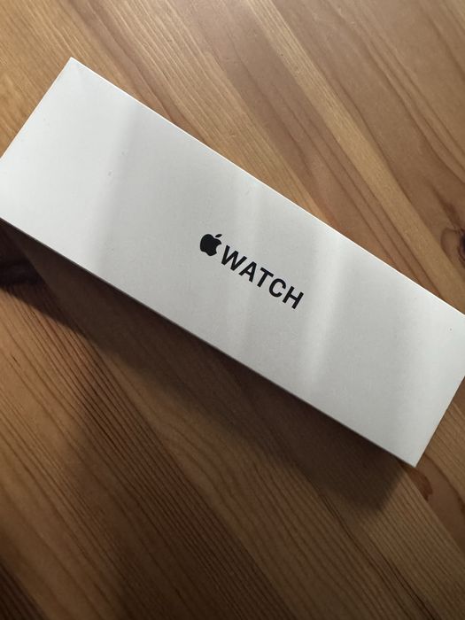 Apple Watch SE 2. generacji 44mm