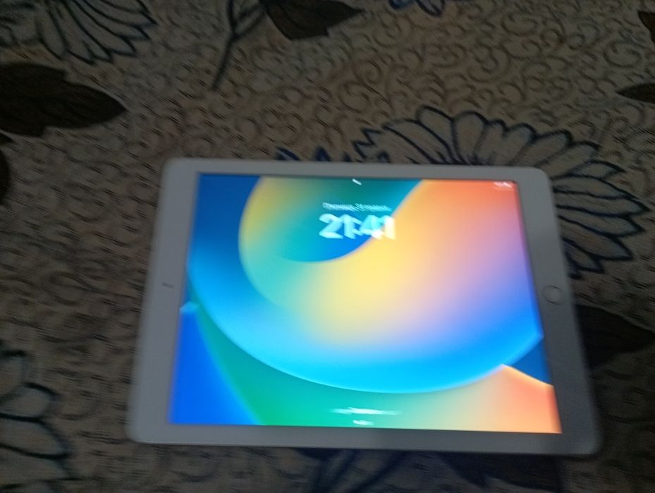 Apple aipad 5 покоління 126 Gb Wifi Bluetooth