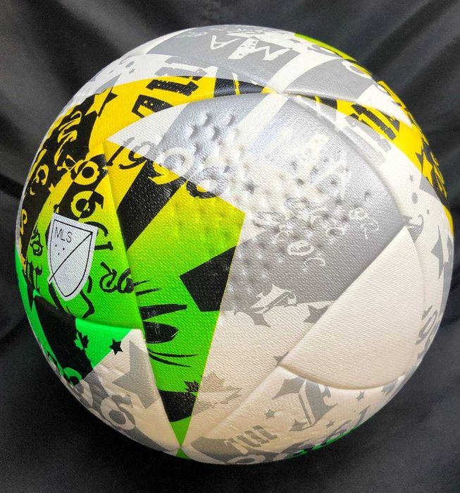 Футбольный мяч MSL Pro трюковый для асфальта