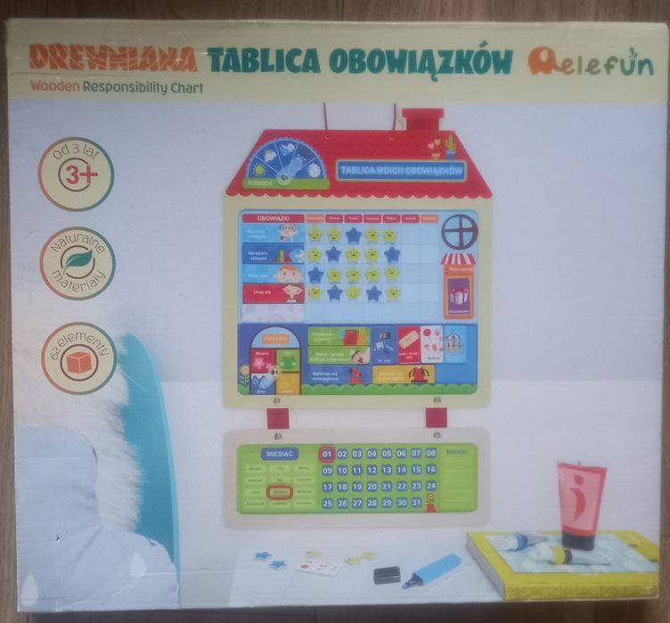 Drewniana tablica obowiązków