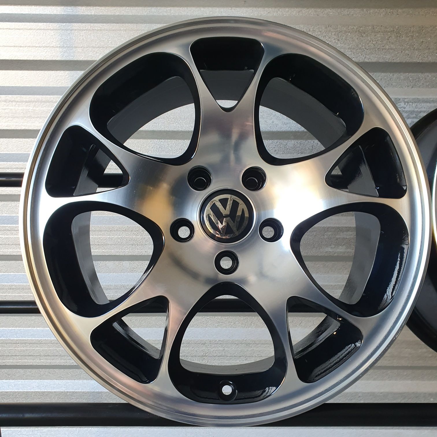 Audi Vw Seat Skoda 17" 5x112 Et55 8J