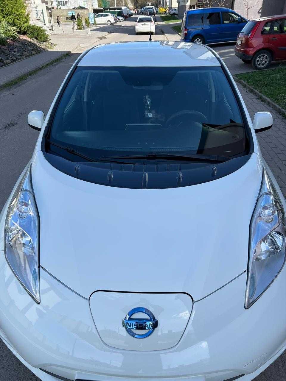 Nissan Leaf електрокар