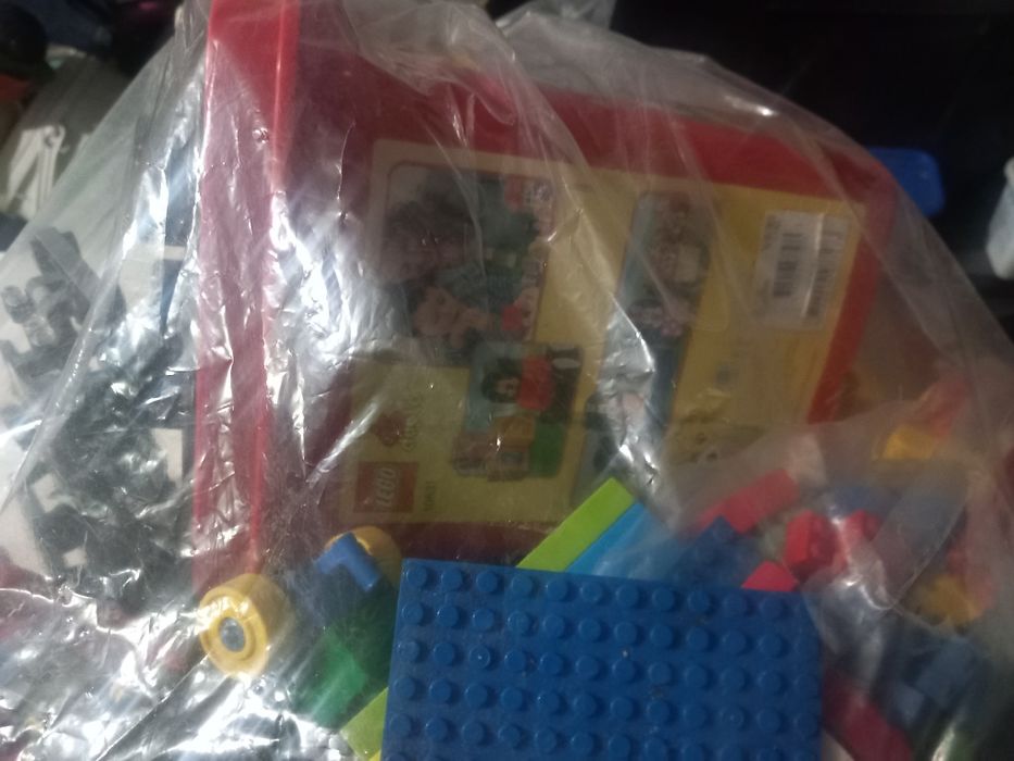 Lote de legos.  ,