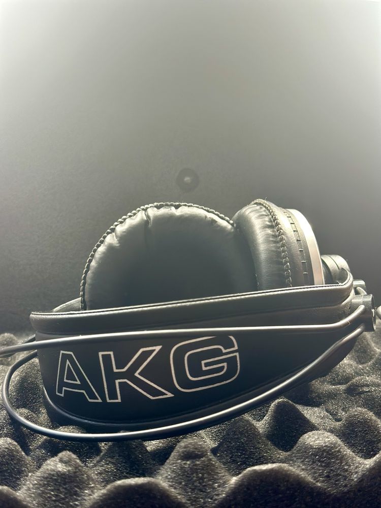 AKG K271 Studio (б/у в гарному стані)