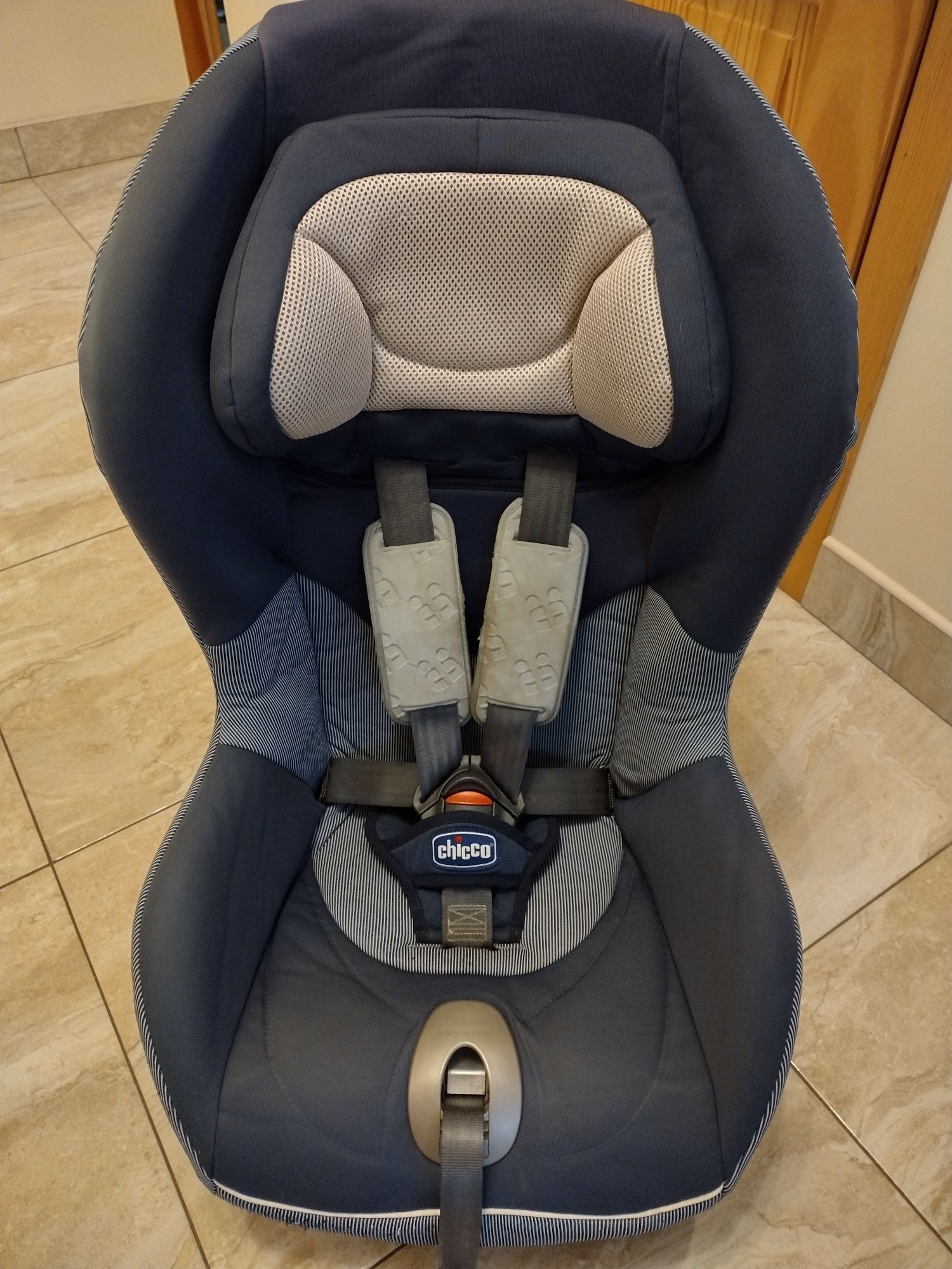 Fotelik Chicco 9-18 Isofix