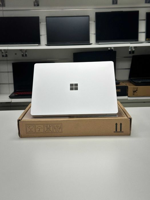 Microsoft Surface Go 12” • i5-10gen • 8RAM 128SSD • Ekran Dotykowy 2K