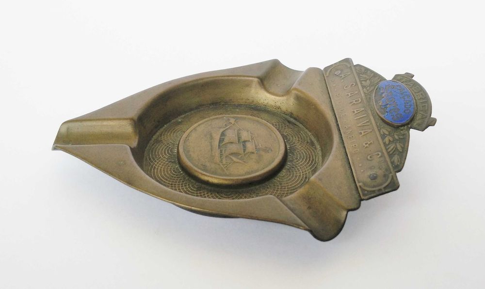 Antigo cinzeiro publicitário Fabrica Calçado Sagres - A. Saraiva & CIA