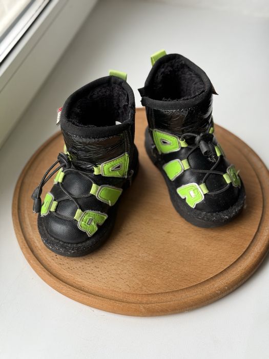 Зимові чоботи, розмір 23