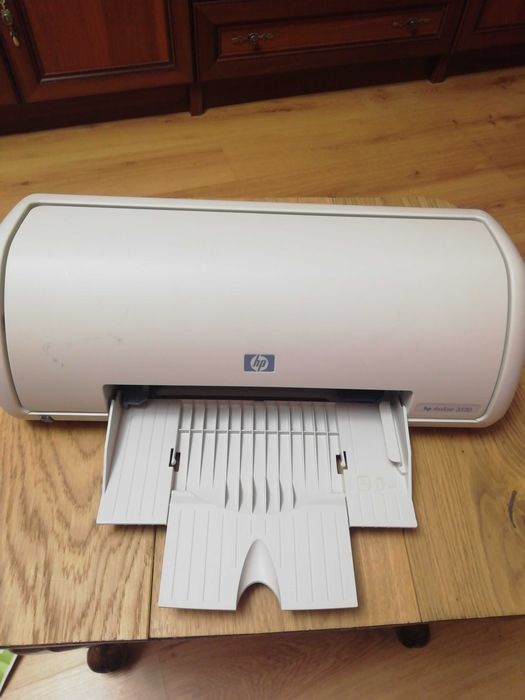 кольоровий струменевий принтер HP Deskjet 3520