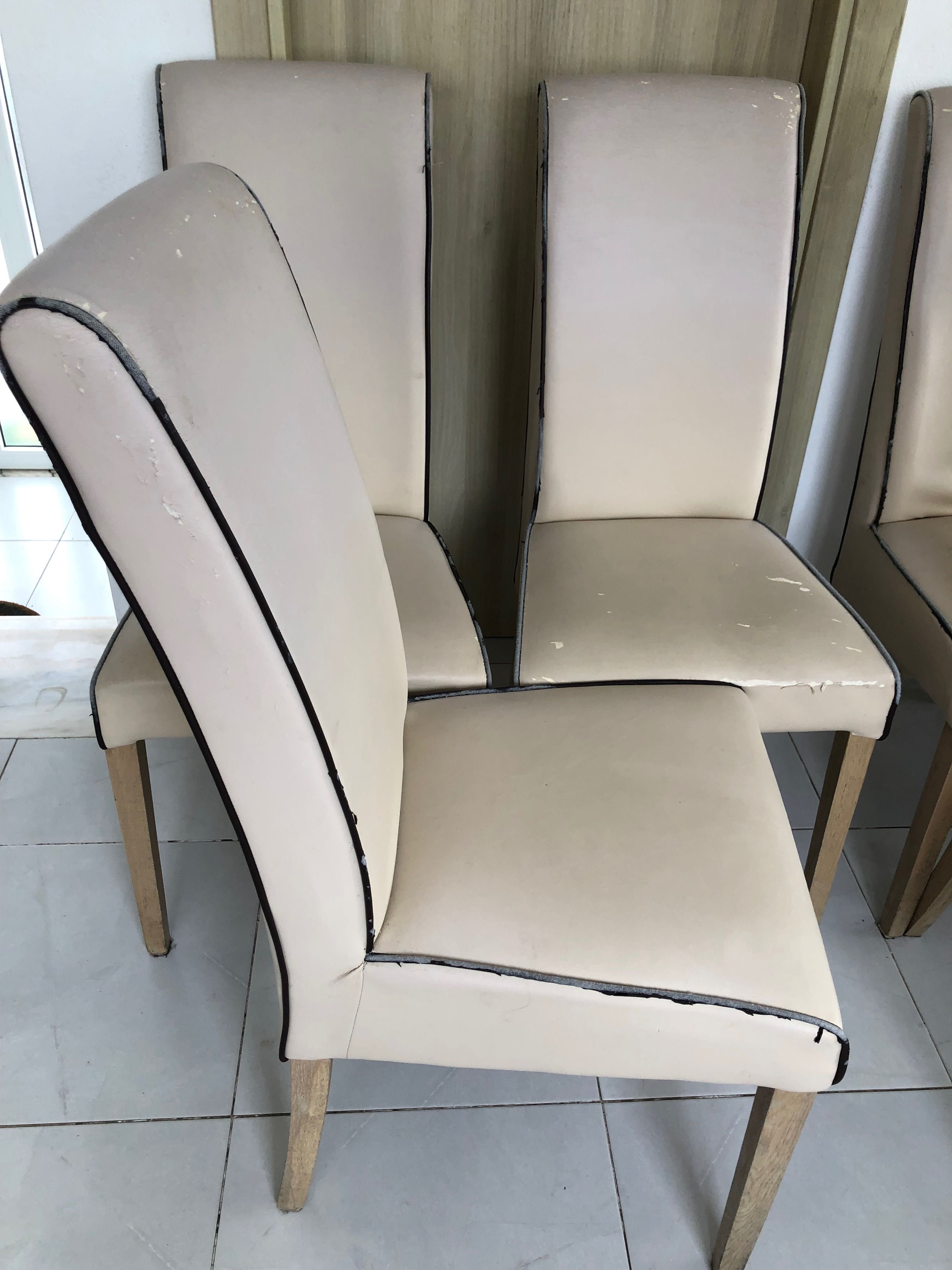 Seis cadeiras de jantar conforama