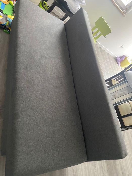 Sofá cama Ikea em bom estado