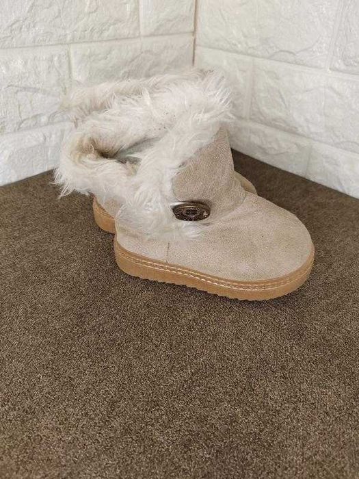 Дитячі черевики, уггі 23р