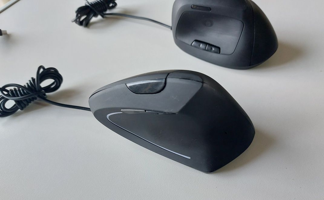 Rato Óptico Vertical 1600DPI Ergonomico.