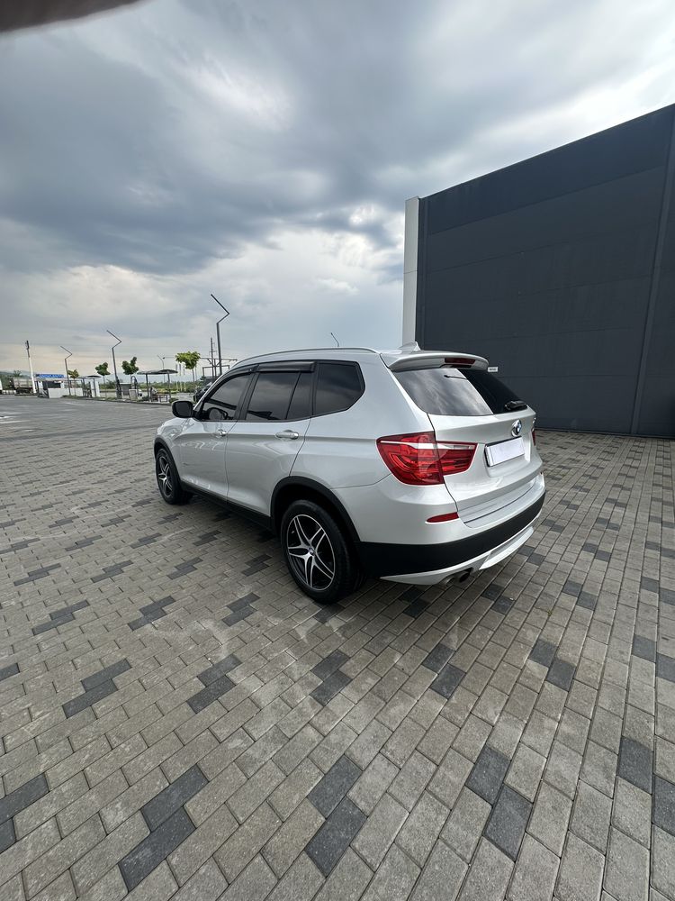 BMW  X-3 / X-DRIVE /2011р / 3.0 бензин