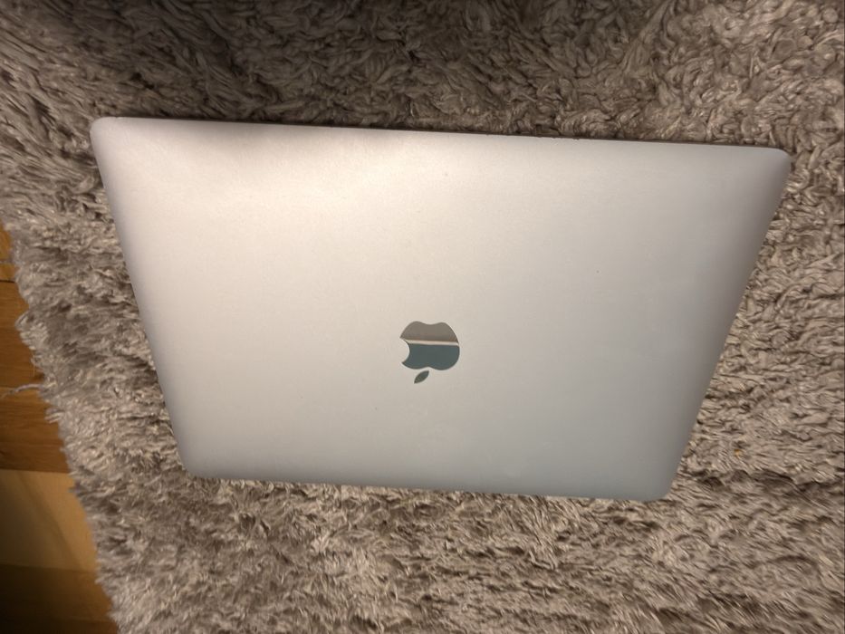 MacBook Pro 13" 2018 р A1989 Intel core i5/8gb/512gb