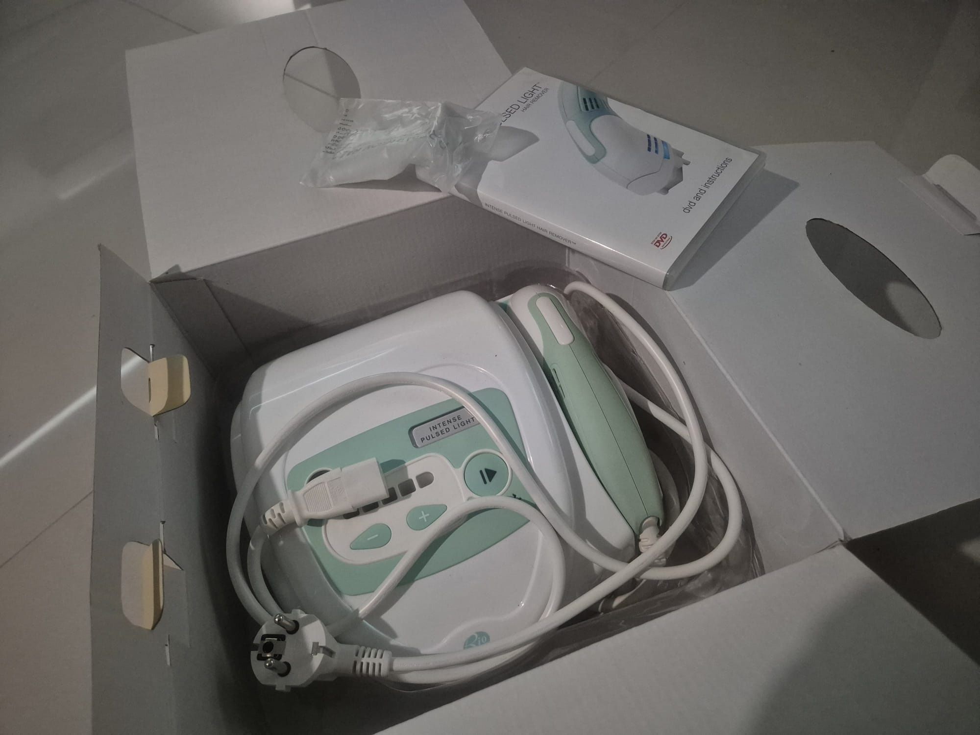 Depilator laserowy ipl-8000
