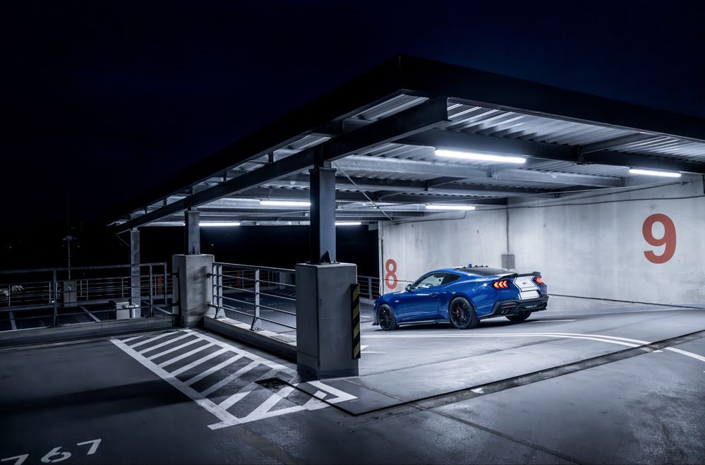 Wynajem samochodu Nowy Ford Mustang GT 5.0